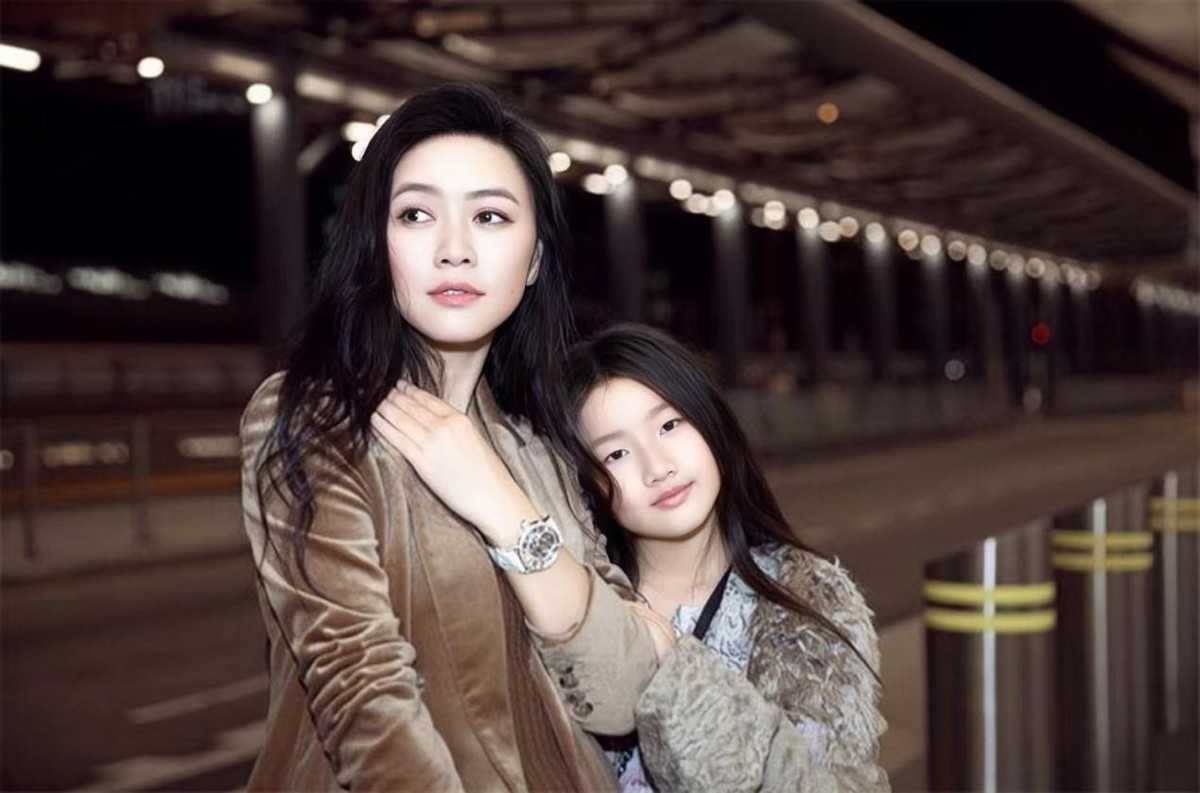 大连实德集团徐明(徐明病逝7年了,遗孀田海蓉的痴爱令人泪目)