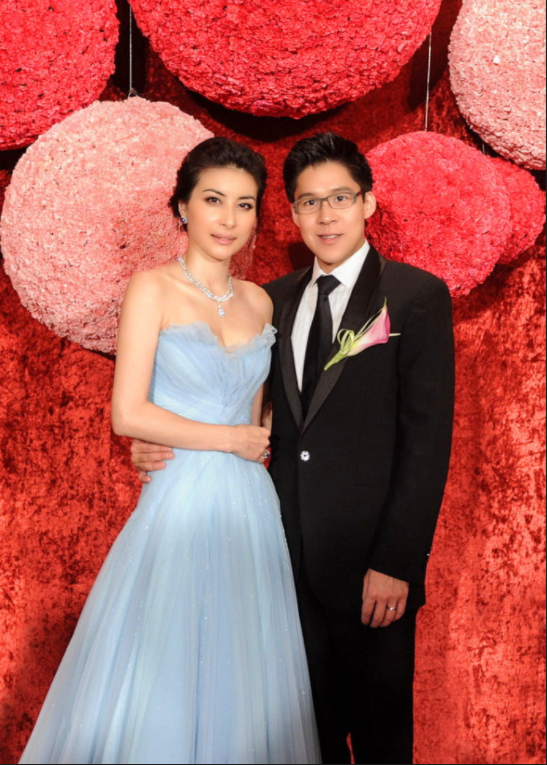霍启刚为什么娶郭晶晶 霍启刚与前妻之子-大连号