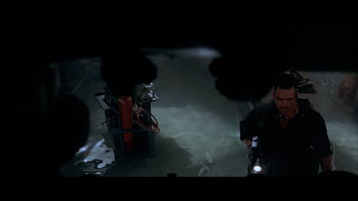 童年阴影《极度深寒》：一部让我患上了深海恐惧症的经典老电影