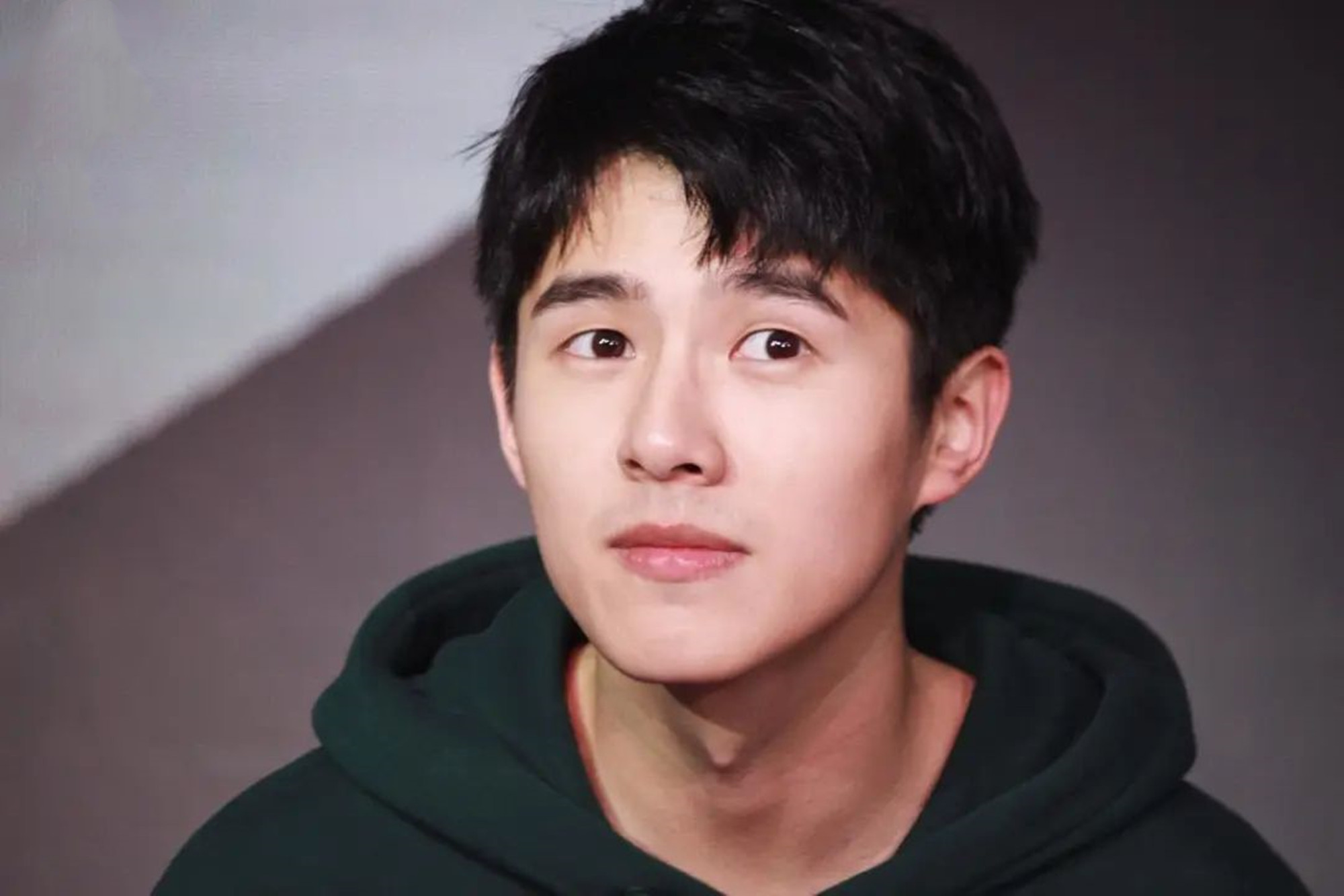 国内男演员(国内男演员名单大全照片图片)-第31张图片-科灵网