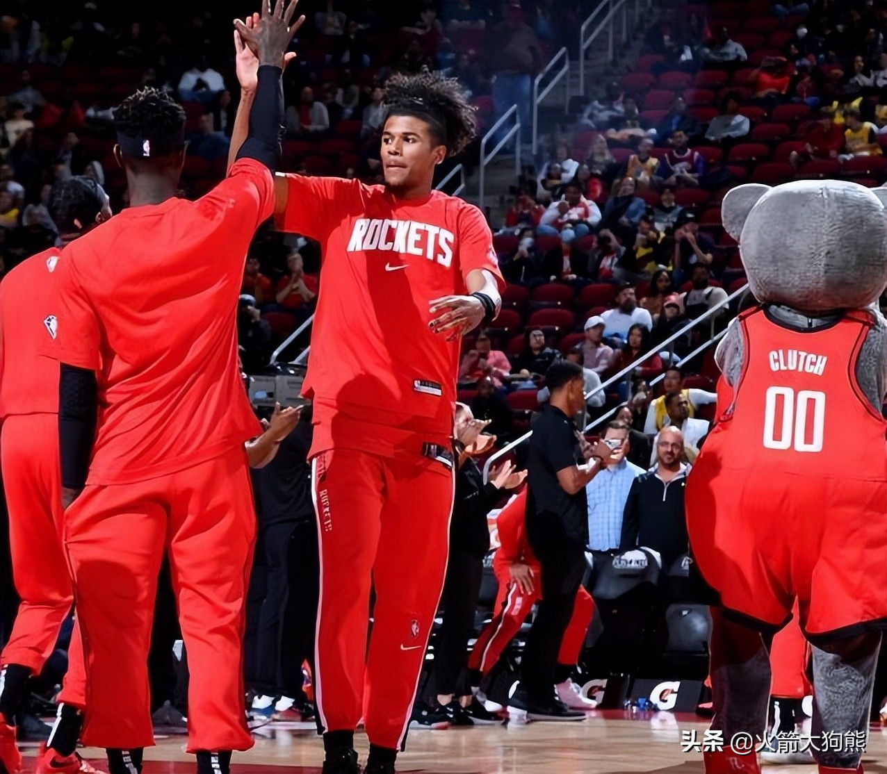 火箭隊歷年球員名單（火箭隊20人陣容成型！5位置球員名單出爐，1到5號位各有戰術核心）
