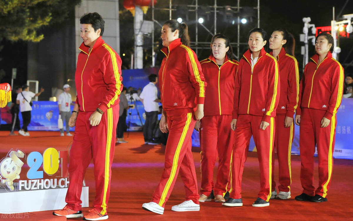 回顾中国女排历任队长，这些位置上的球员占主流