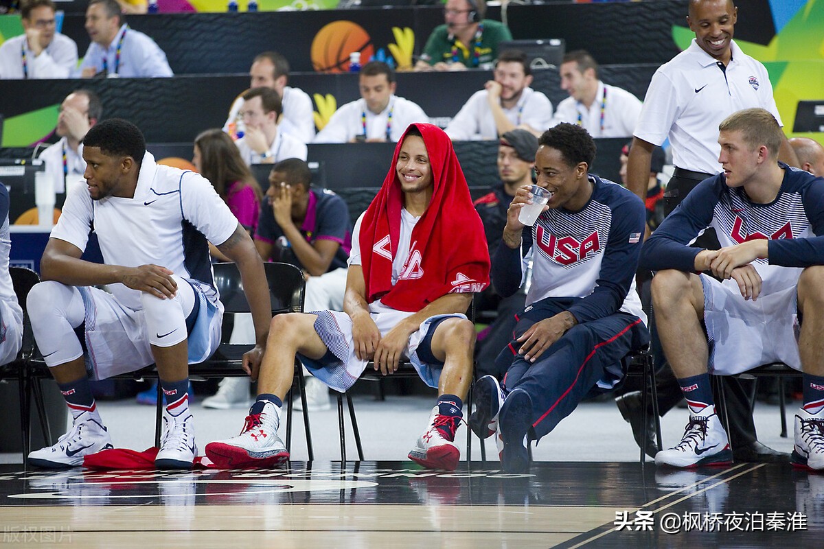 cba球员薪水2016（库里2026年年薪达6000万美元，CBA顶薪是600万人民币，我震惊了）-趣拿体育