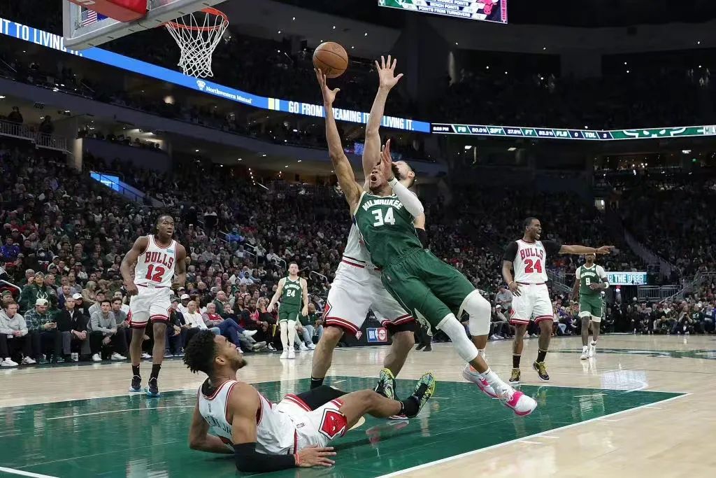 nba為什么打球不會直接對位（4分25秒，1分不得！常規賽厲害的公牛，為何打不出來？幾點原因）