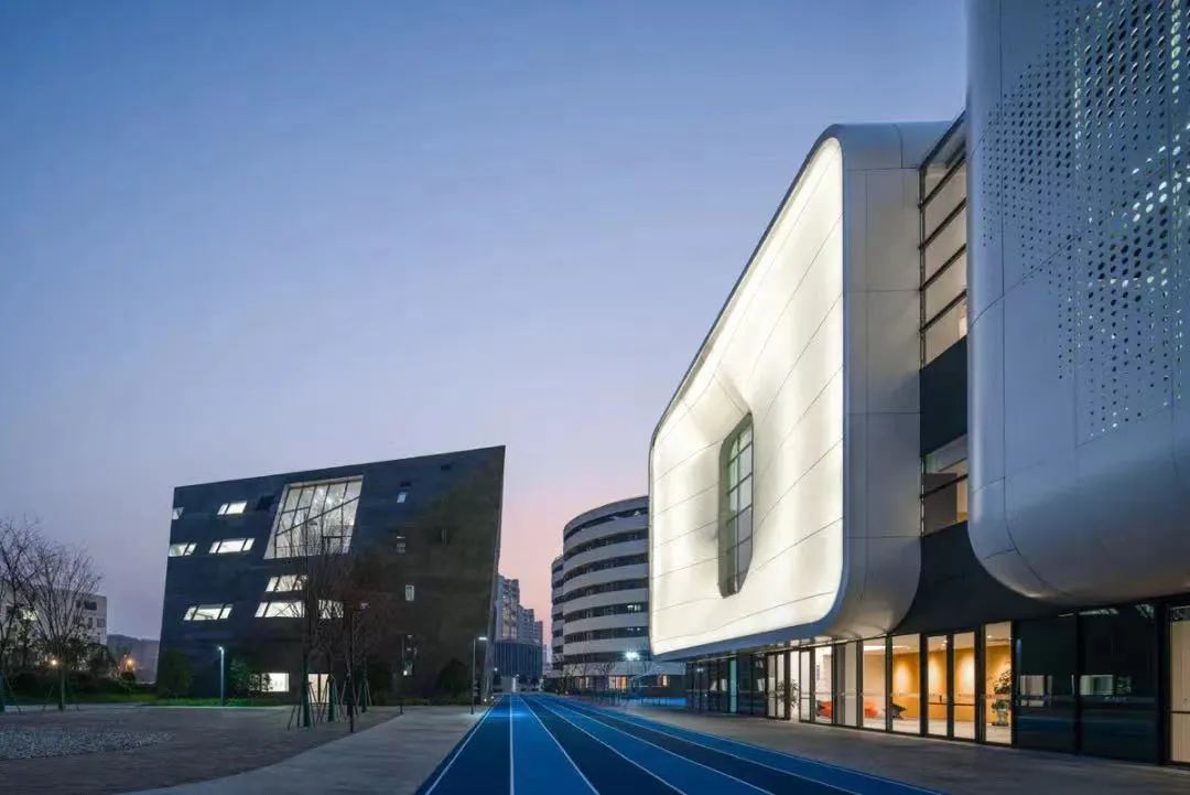 打动人心的校园空间，每个场景都是教育的一部分