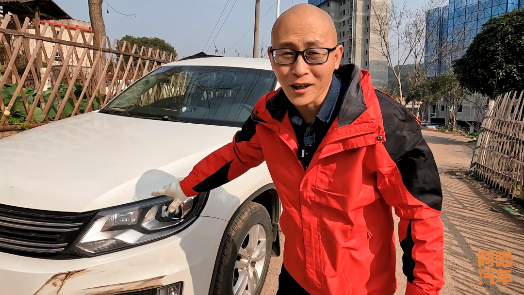 汽車蹭掉一塊油漆怎么辦？手把手教你自己保留原車漆，不花冤枉錢