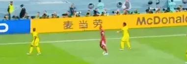 世界杯为什么全是中国广告（世界杯上铺天盖地的中国广告，到底要花多少钱？）