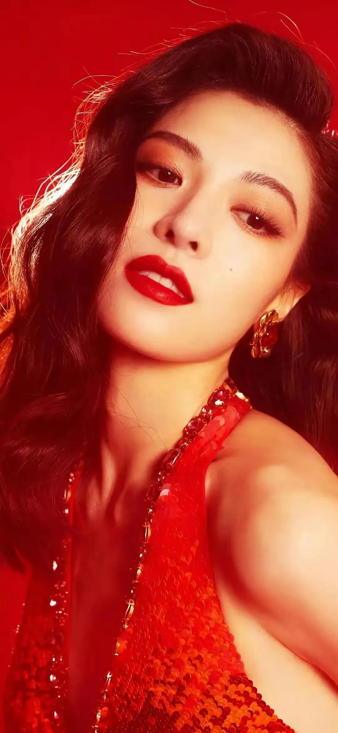 高圆圆、古力娜扎、蔡文静美图大赏，微微一笑很倾城