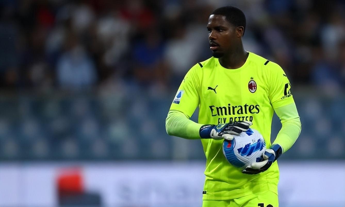 洛里是一名不可思议的门将(法国队最弱一环!