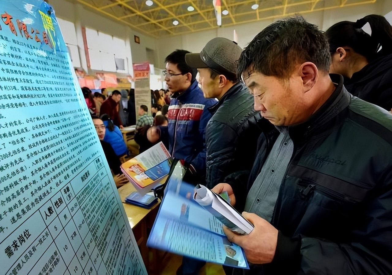 補(bǔ)繳行不通了？2022年社保迎來(lái)“新調(diào)整”，斷繳的處理方法來(lái)了