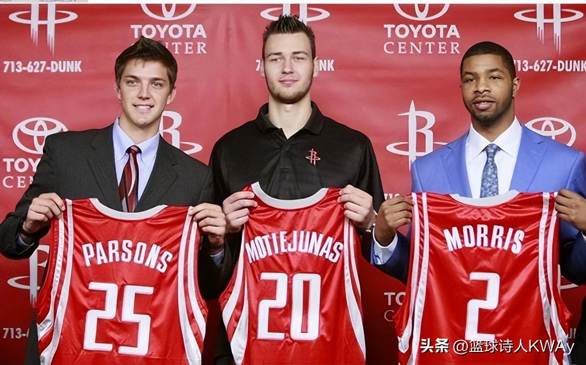 火箭隊莫泰尤納斯（莫泰尤納斯5年職業生涯簽了2份合同，為何在NBA打不上球了？）