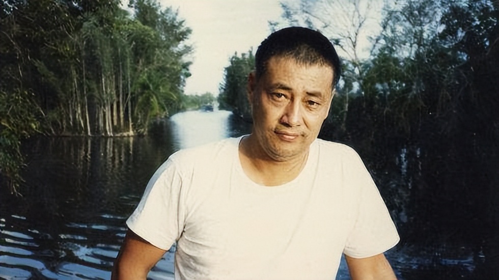 名导胡玫：拍《雍正王朝》成名，再婚找到幸福，丈夫愿做家庭内勤