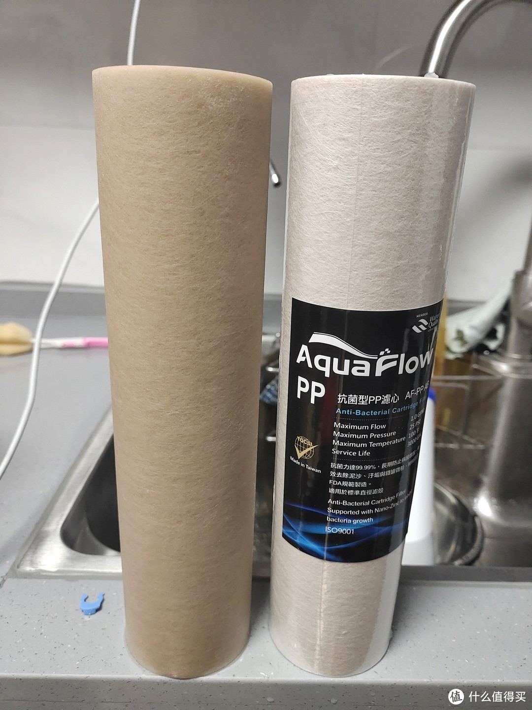 使用1年的净水器滤芯有多脏！百元解决全屋净水，一学就会