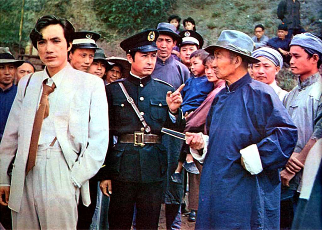 新中国首部武打片《神秘的大佛》,刘晓庆主演,男主为何默默无闻