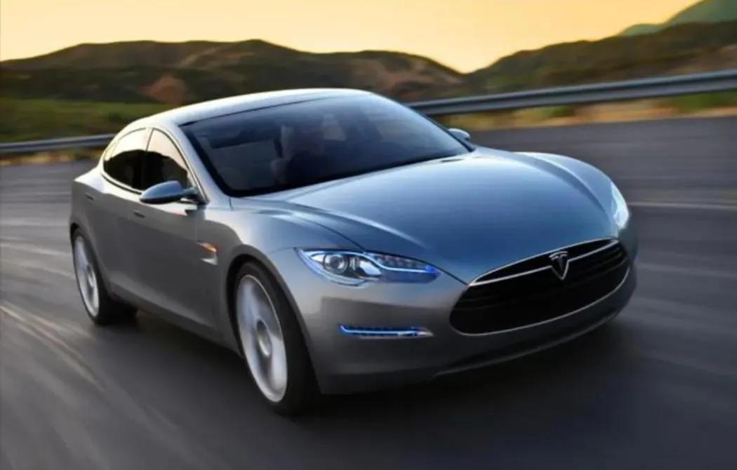 为什么我们要大力发展新能源电动汽车？