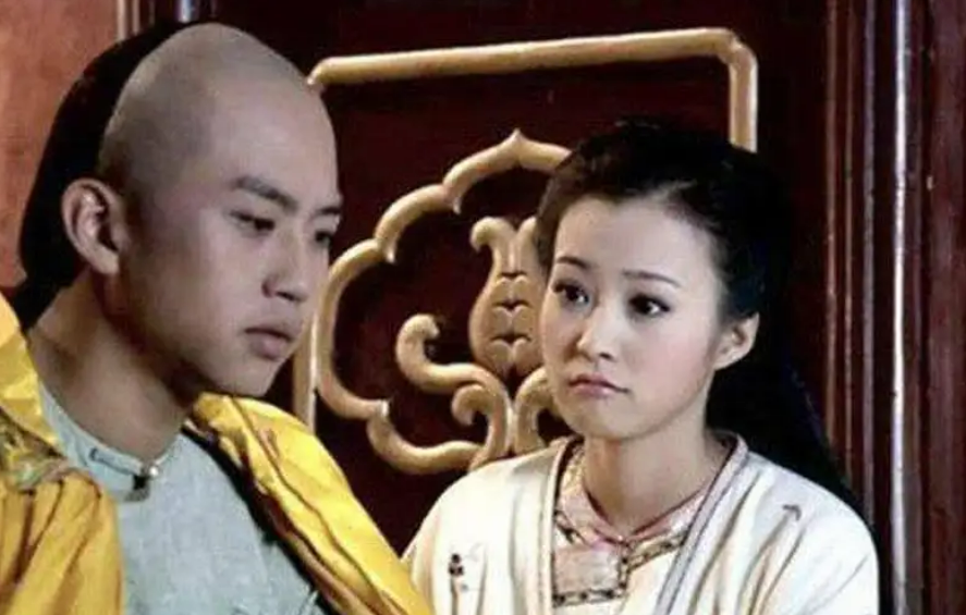 在娱乐圈，像韩红、李琼这样真实的人，寸步难行，也是我们的悲哀