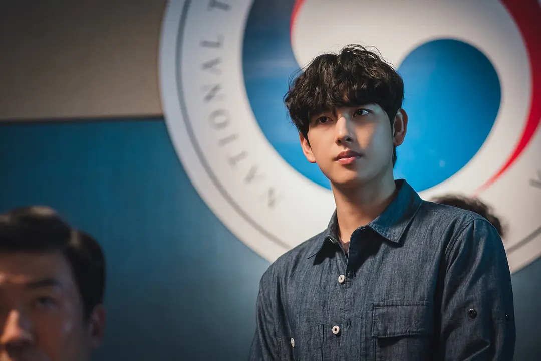 钞票飞电影剧情「介绍」 _晶羽科技