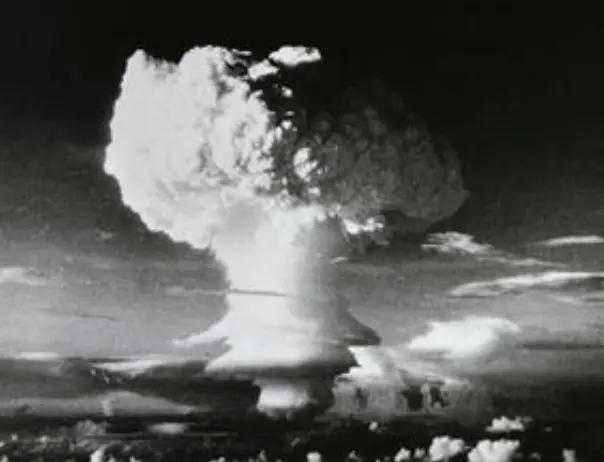 美军在海底试爆一枚原子弹，结果很满意，几天后发现惹上了大麻烦