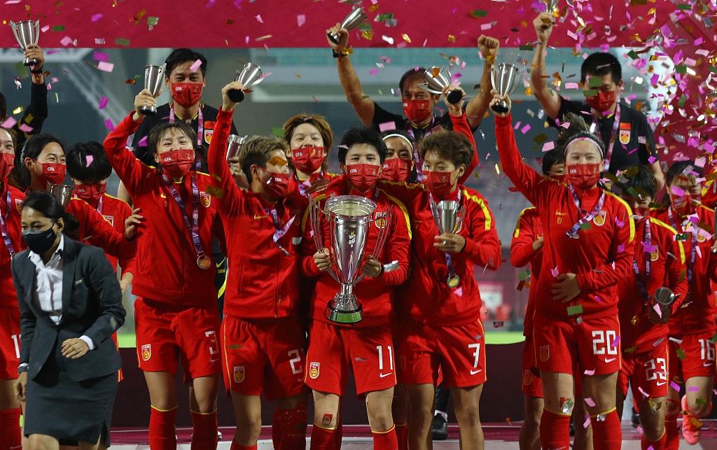 奥运会有足球项目吗(足球人口更少的中国女足为什么就成功了？男足比女足差
