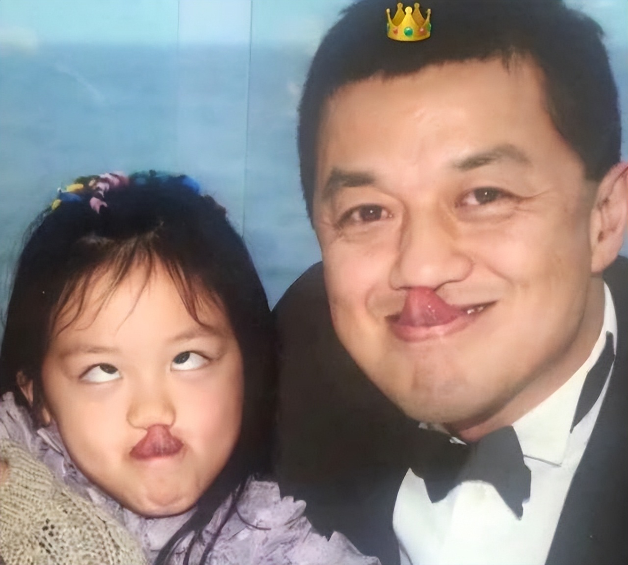 李嫣:7岁父母离异,12年经历3次手术,16岁身高腿长,个性像王菲