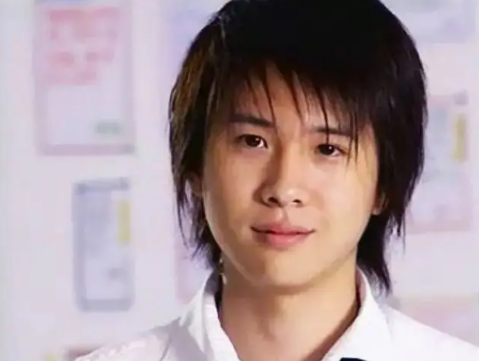 走红后还没吃红利就过气，两次被金莎喊话拒绝，李智楠做错了什么