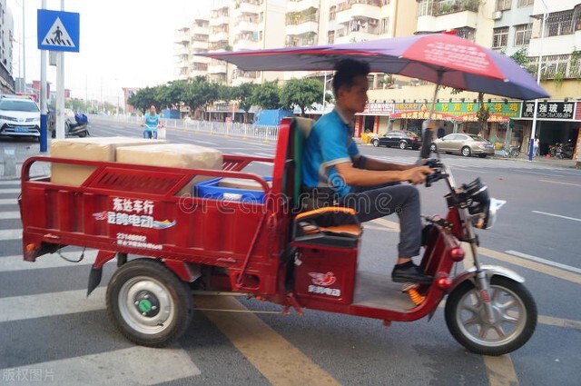 最大载重1吨！3款电动三轮车，价格3950起，还带自卸，全国可上牌