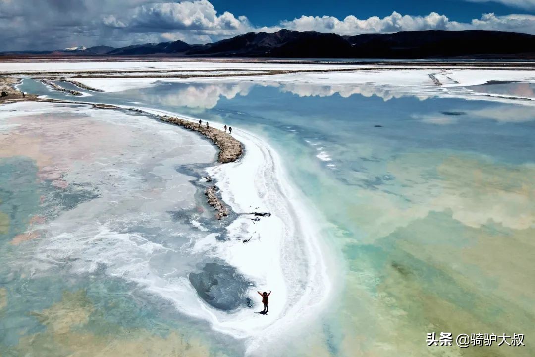 中国旅游卫视(8月强烈推荐！这14个绝美之地，人少景美，太适合夏天去了)