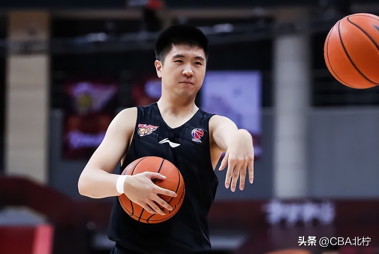 最近cba哪个引进外援（CBA三消息：辽宁寻找全新外援，朱旭航热爱新疆，王薪凯想做教练）