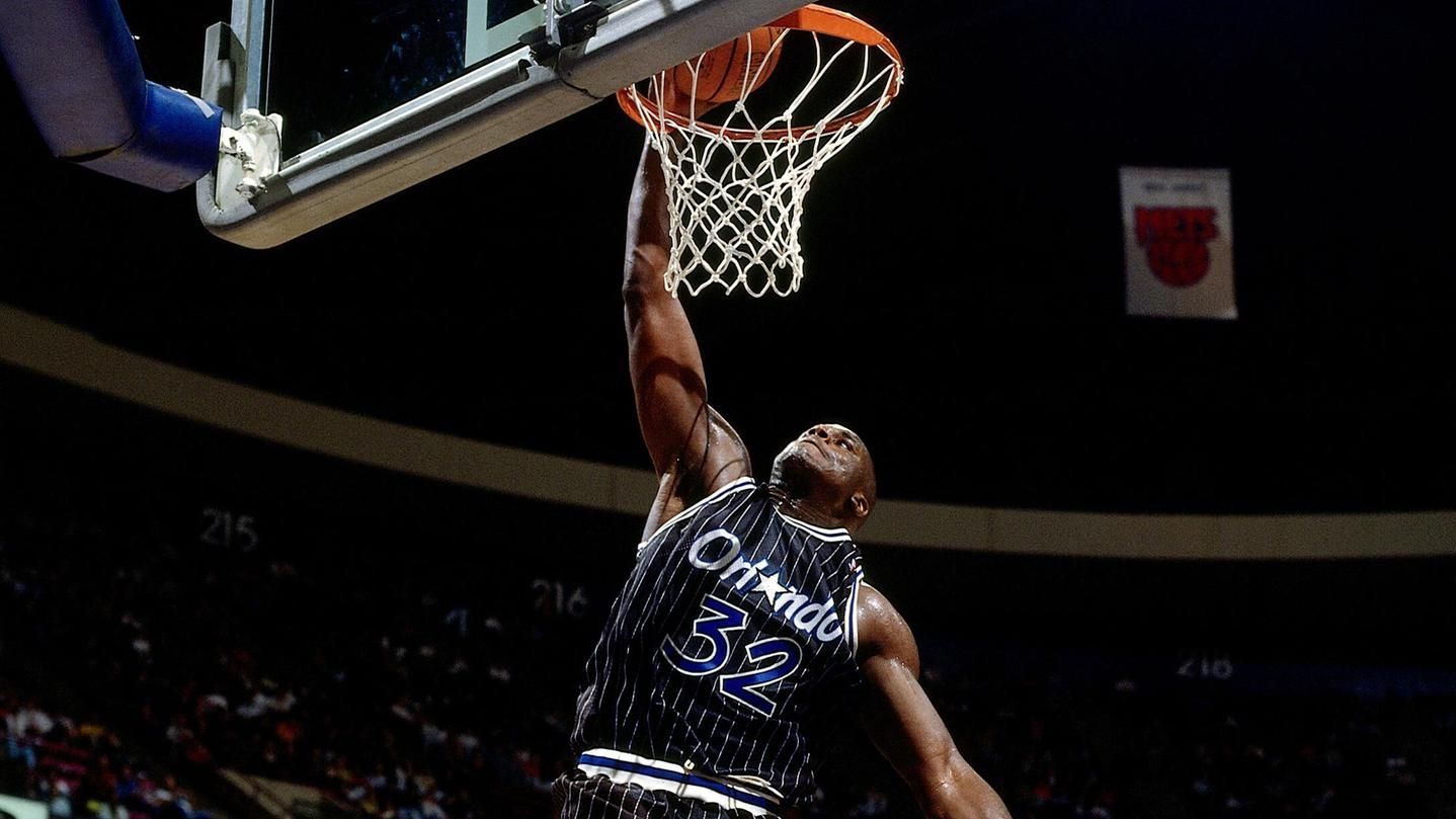 nba歷史上最偉大的球員有哪些（美媒曬出NBA歷史上最偉大的10名球員：湖人四將入圍，現(xiàn)役僅一人）