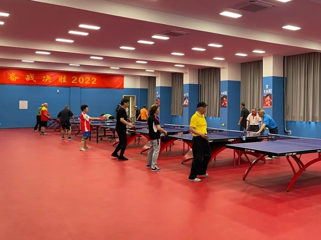 附近乒乓球群怎么找（杭州體育館工作日上午免費開放14塊乒乓球場地，快來預約）