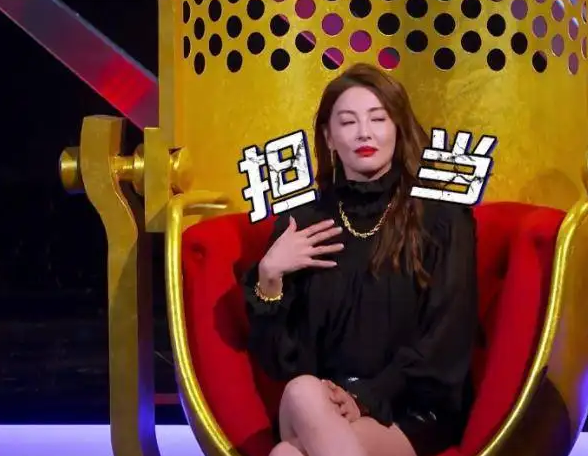 直播哭穷、住着豪宅求关爱，这6位卖惨翻车的明星，太打脸了