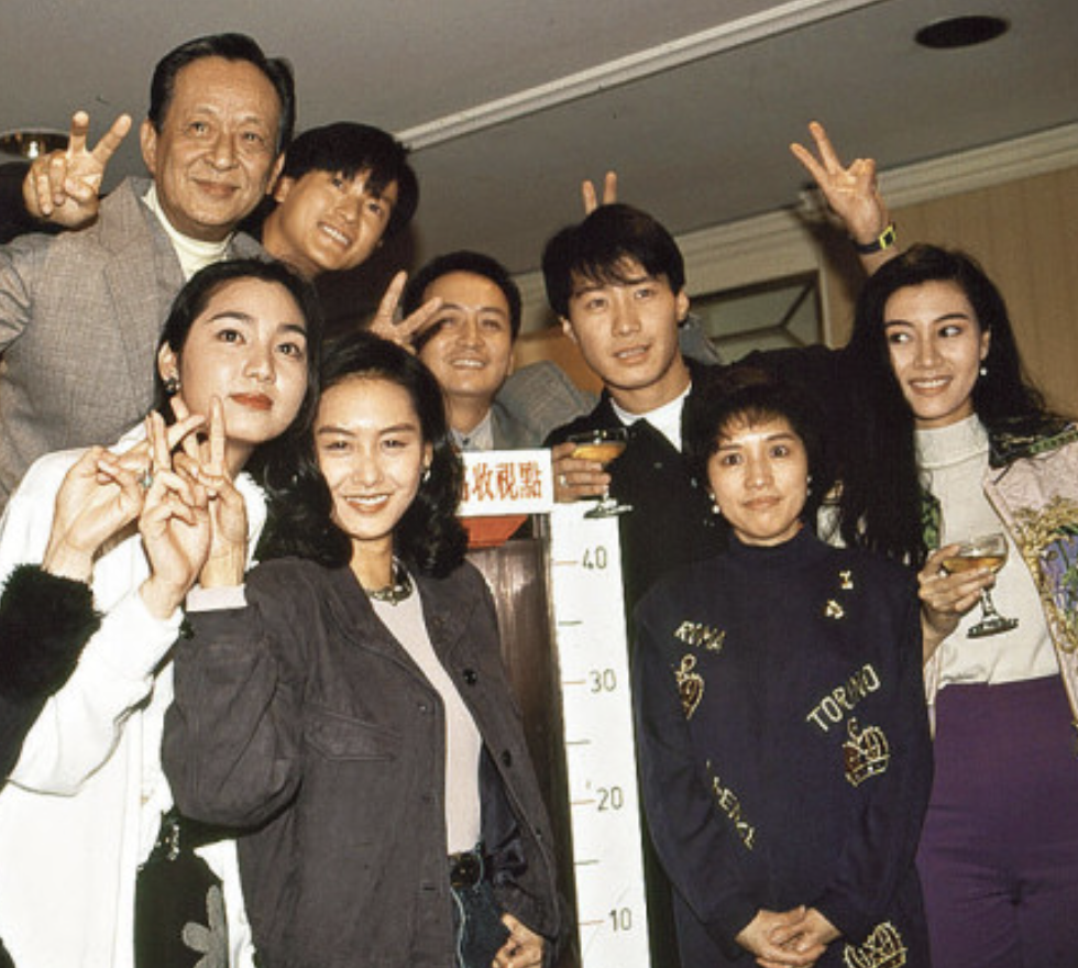 TVB悼念倪匡重播《原振侠》，李嘉欣洪欣同框成经典，颜值皆巅峰