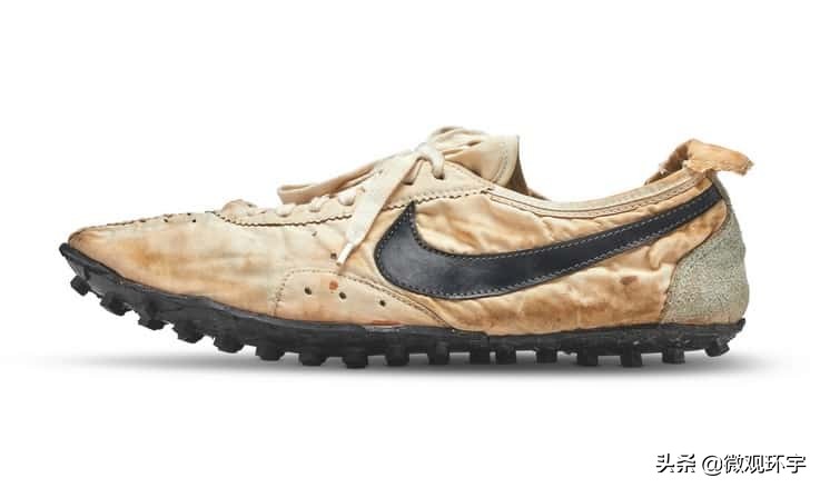 一双运动鞋的价钱是176元（比房子还贵的10双运动鞋，你见过几双？）