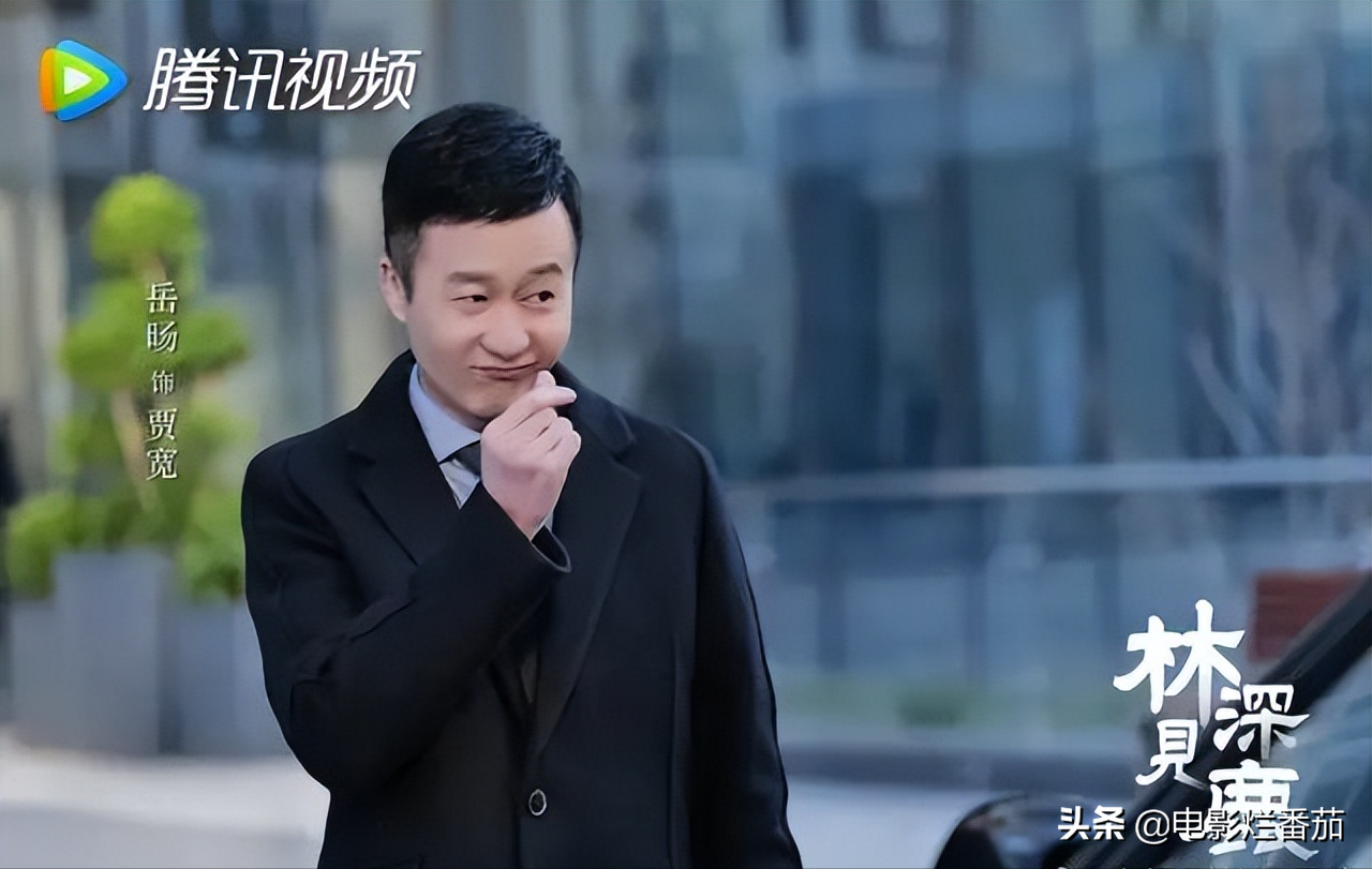 首播当晚，双卫视冠亚军，霸总靳东和“作女”李小冉的CP配一脸