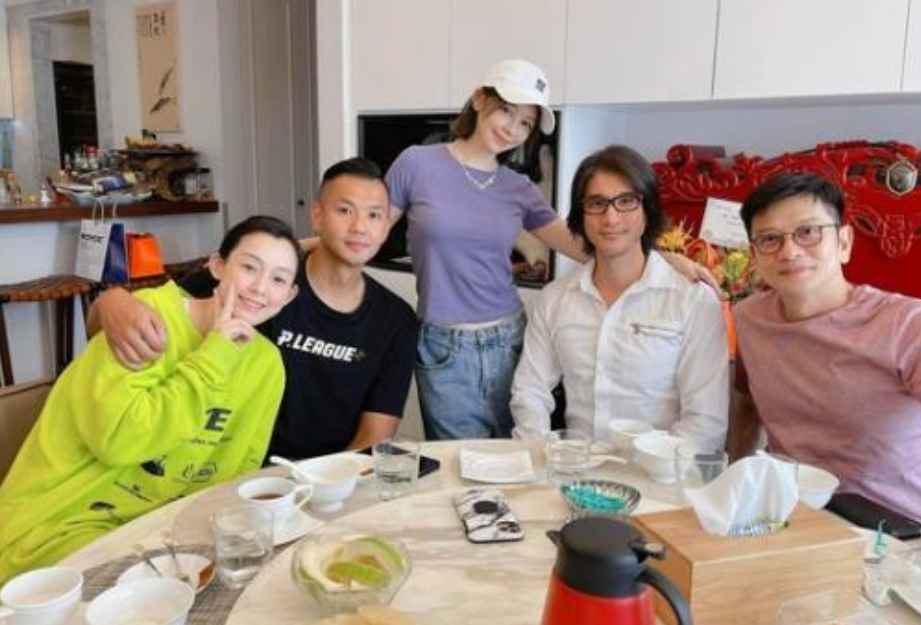 李靓蕾曝王力宏出轨已婚女星，账号关注早有暗示，没和徐若瑄互关