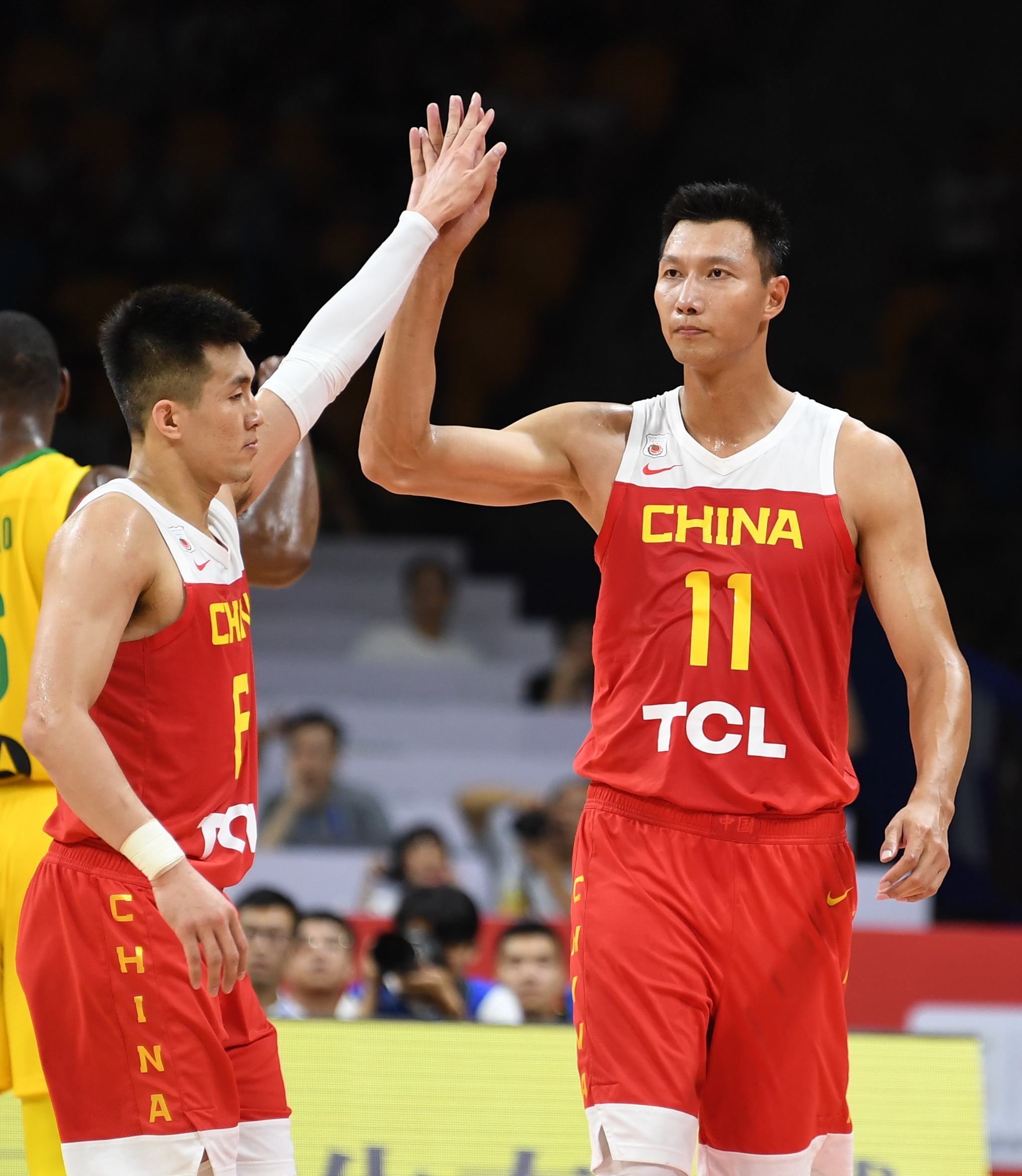 王治单身高(中国面对澳大利亚6战全败且输分均超过20！六七月份将至少3次碰面)