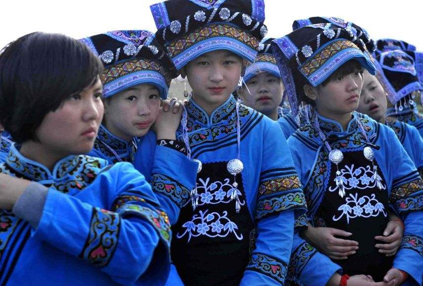 中国这一少数民族仅70万人，不被纳入56民族行列，与汉族渊源很深
