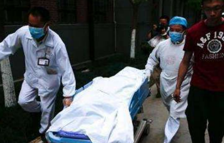 复旦“投毒男”林森浩毒死舍友，被判死刑，177名师生却为他求情