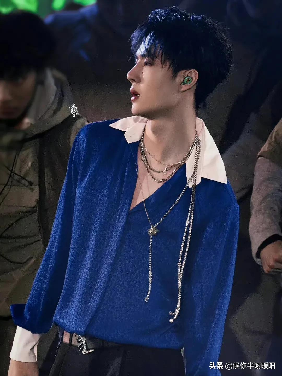 最适合戴项链的几位男明星：王一博李现霸气，肖战精致又矜贵