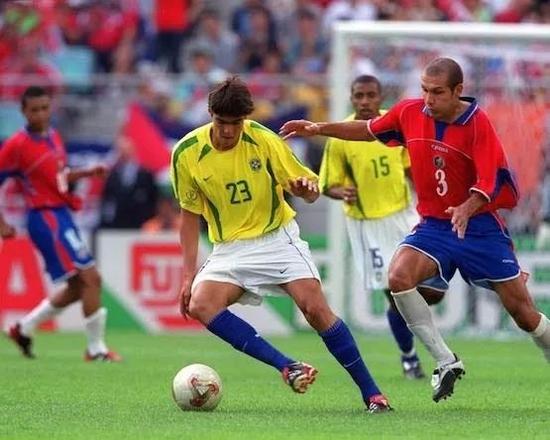 02世界杯中国巴西土耳其（世界杯的冠军01：2002年的巴西队）