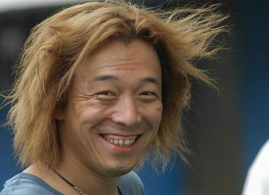 10对撞脸超狠的夫妻:有人像兄妹,有人如出一辙,有人成复制粘贴