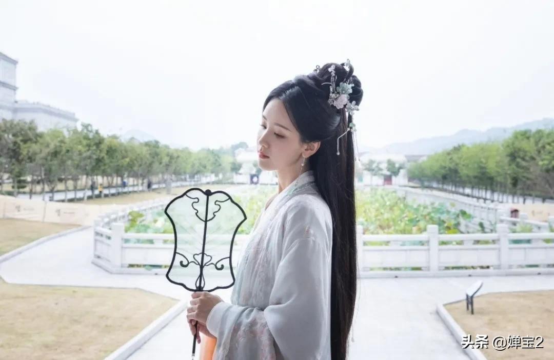 智慧与美貌并存—古装美人—陈都灵