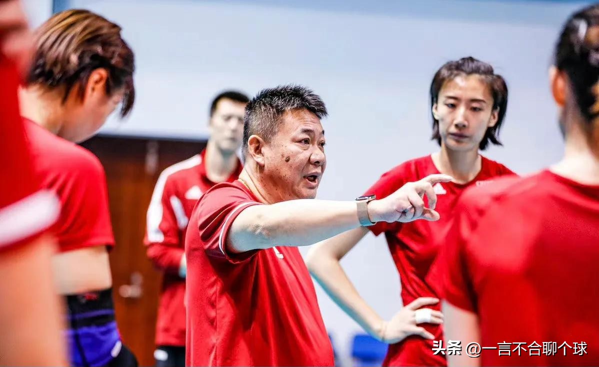 排球世界杯2022賽程表（中國女排最新賽程公布！8強賽完整對陣出爐，再戰意大利能否贏球）