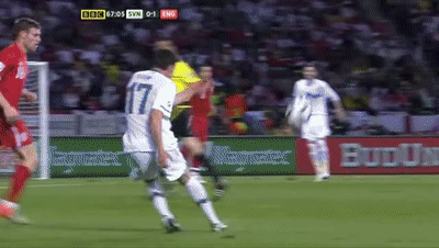 切尔西队长（“友妻门”？不，他更是蓝军守护神，铁血队长-约翰·特里）