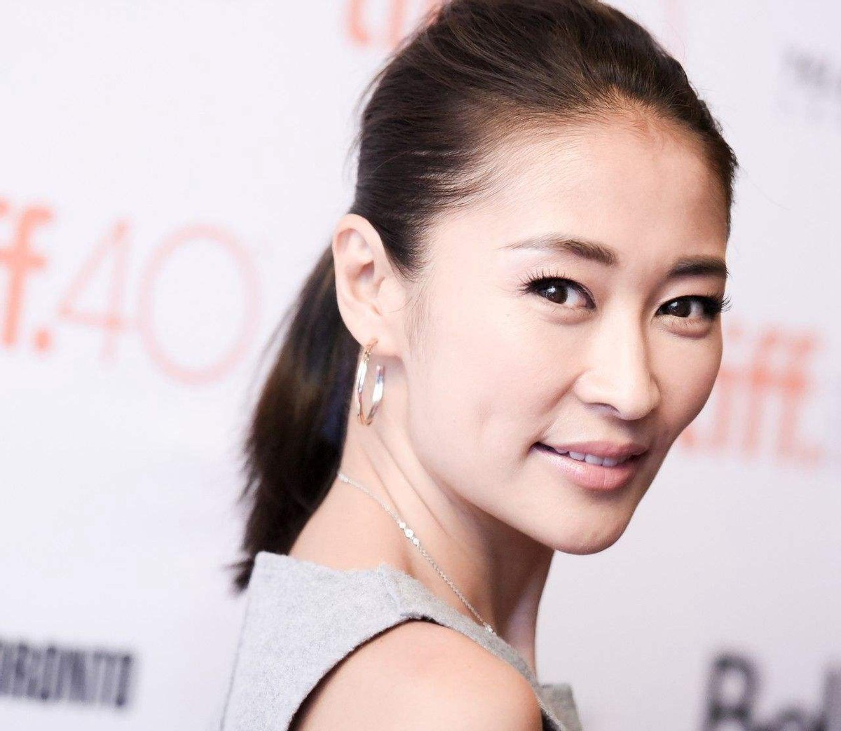 同为军艺出身，这12个女星命运不同：有人视后大满贯，有人被唾弃