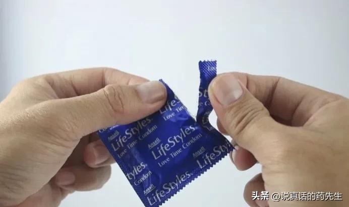 女避孕套使用方法（避孕套的使用方法我相信還有人不會？這里有詳細的講解）