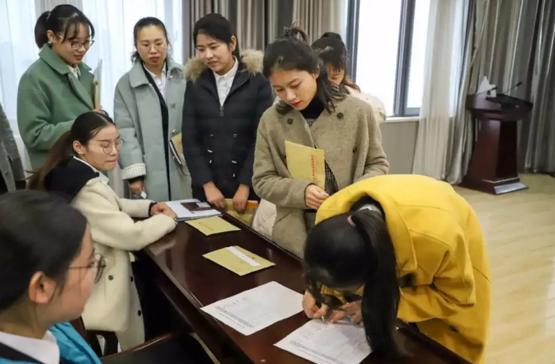 “我是谷爱凌的朋友”，00后的简历过分了，HR却不知道该如何反驳