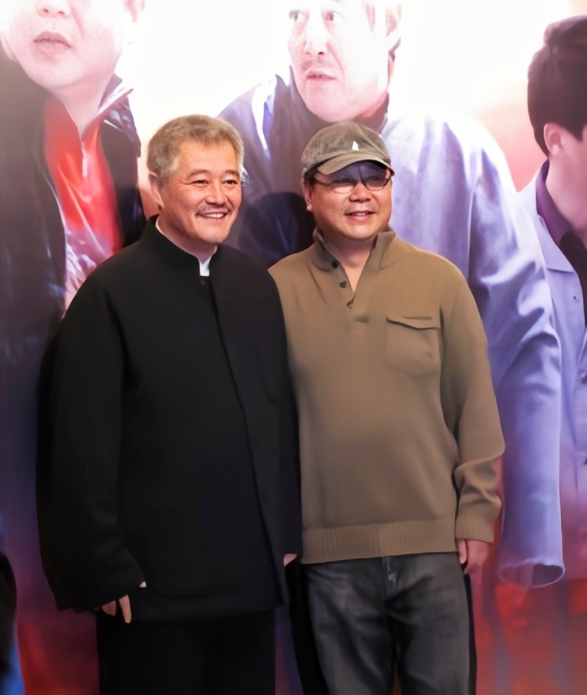 事实证明,离开赵本山的范伟,已经走向了另一条大道