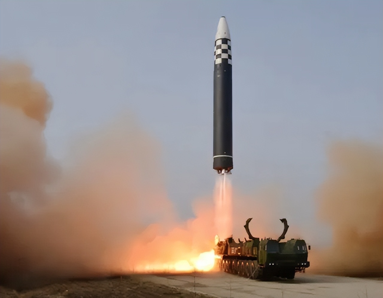 ����������ڿ���������һʯ����ȴ����Ȧ�ף��й������ðݵǵó�