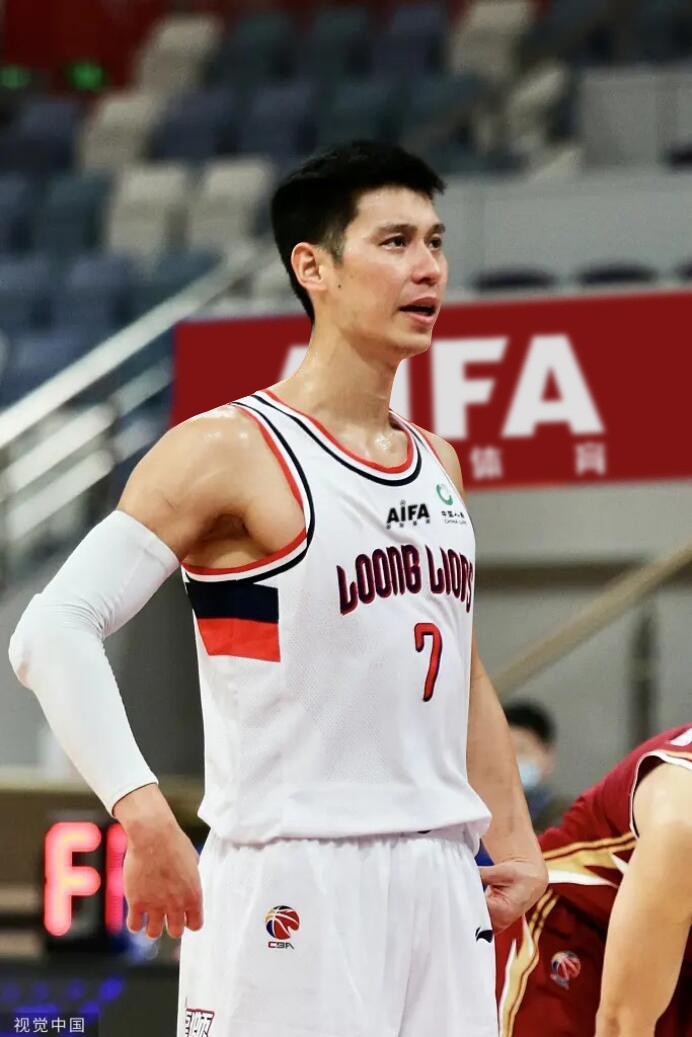 nba球员为什么状态下滑（两场比赛只得8分！林书豪正沦为球队鸡肋，他为何下滑得这么快？）-华海博客